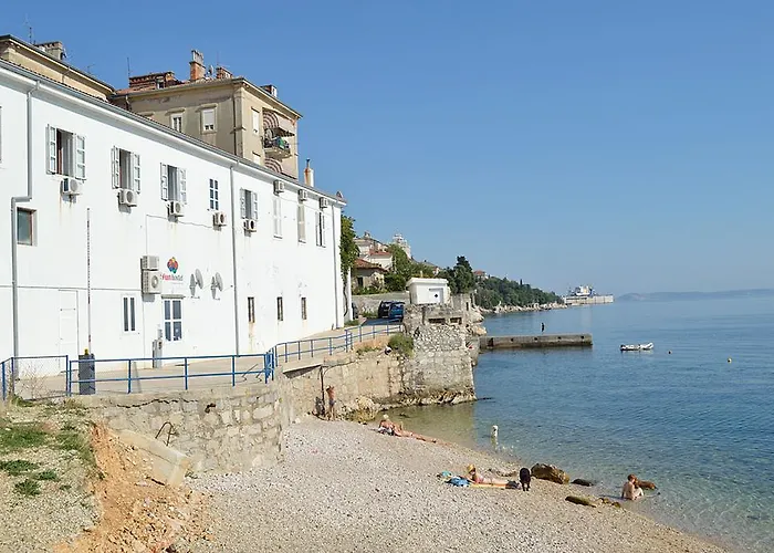 Fun Auberge de jeunesse *