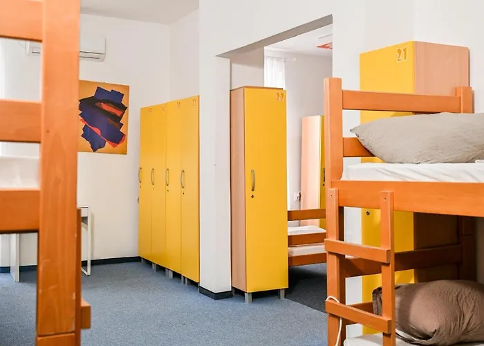 Fun Auberge de jeunesse *